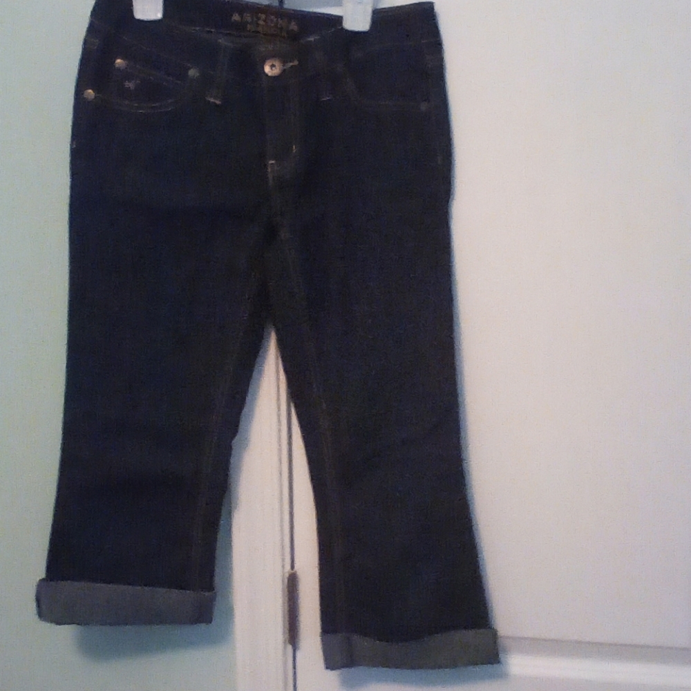 Arizons Jeans co. Size 4 . color dark blue.